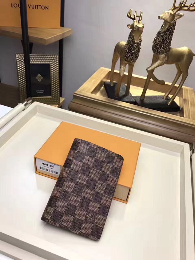 Louis vuitton damier ebene passport cover N60189