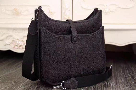 Hermes original togo leather evelyne pm shoulder bag E28 black