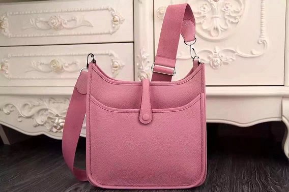 Hermes original togo leather evelyne pm shoulder bag E28 pink