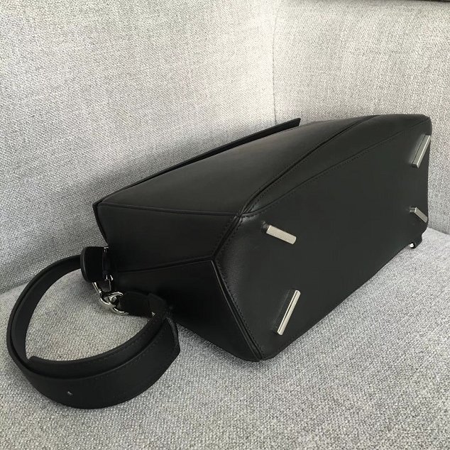 Loewe original calfskin puzzle bag 20155 black