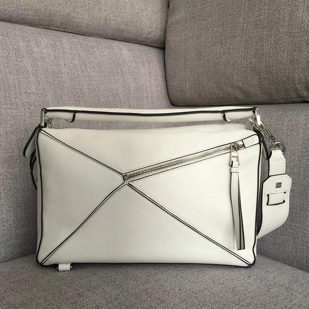 Loewe original calfskin medium puzzle bag A510P49  white