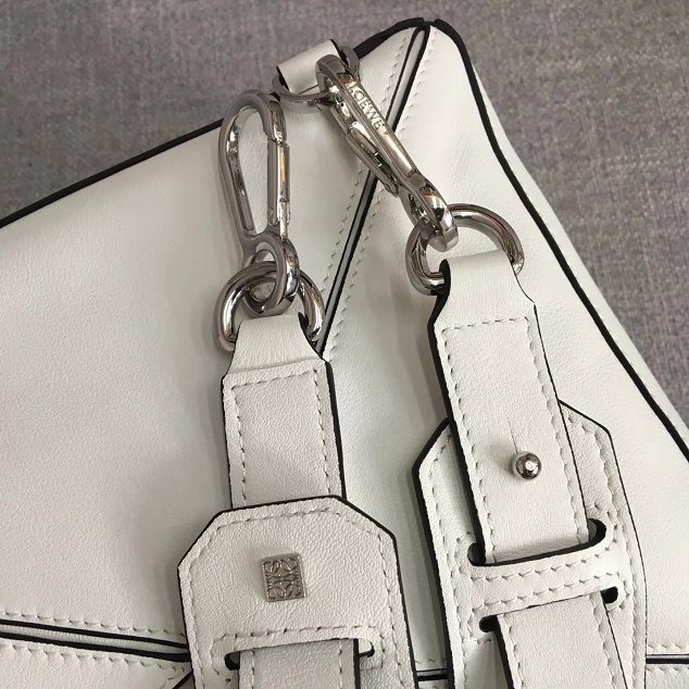 Loewe original calfskin puzzle bag 20155 white