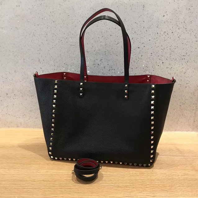 Valentino Garavani Rockstud calfskin shopper bag 0579 black&red