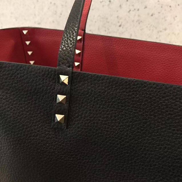 Valentino Garavani Rockstud calfskin shopper bag 0579 black&red