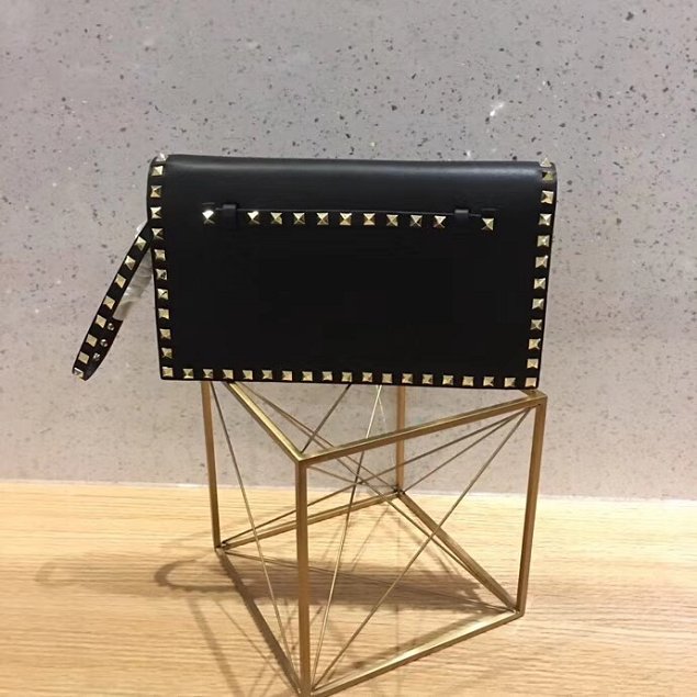 Valentino original calfskin rockstud clutch 0399 black