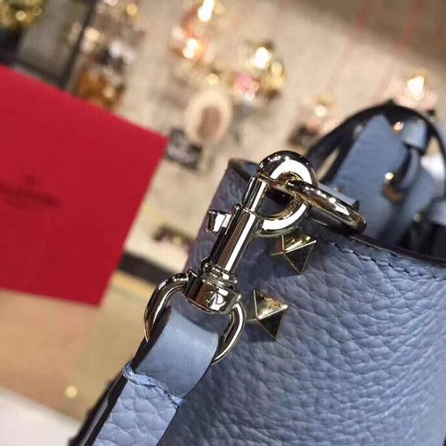 Valentino original grained calfskin rockstud large tote bag 0970 light blue