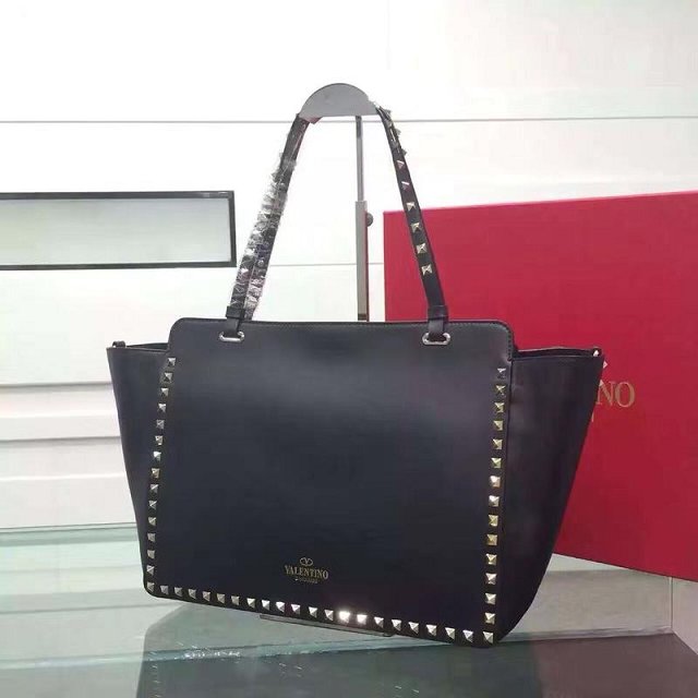 Valentino original smooth calfskin rockstud large tote bag 0970 black