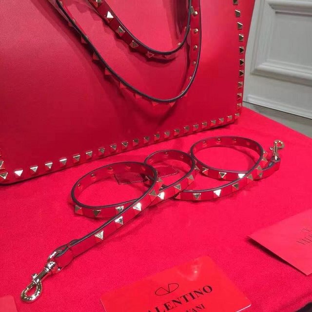 Valentino original smooth calfskin rockstud large tote bag 0970 red