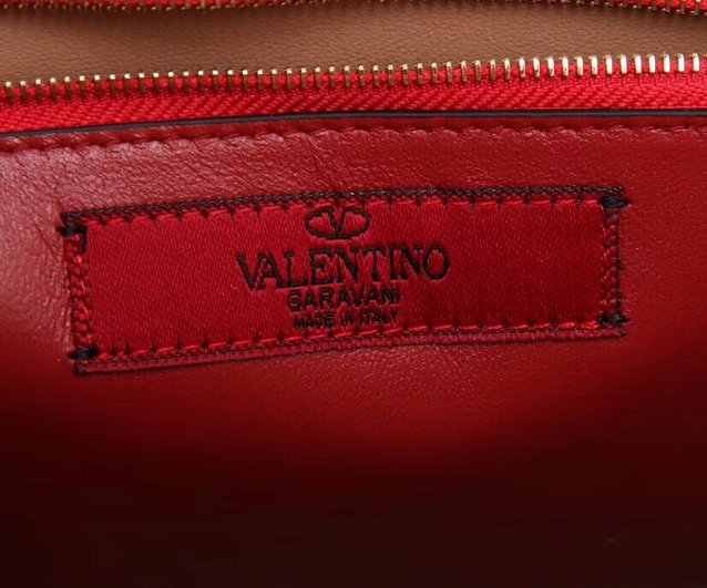 Valentino original suede rockstud medium chain bag 0121 apricot