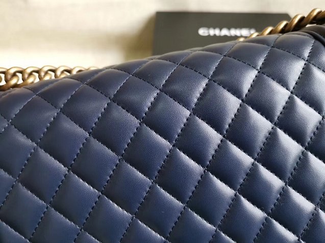 CC original handmade lambskin medium boy handbag HA67086 navy blue