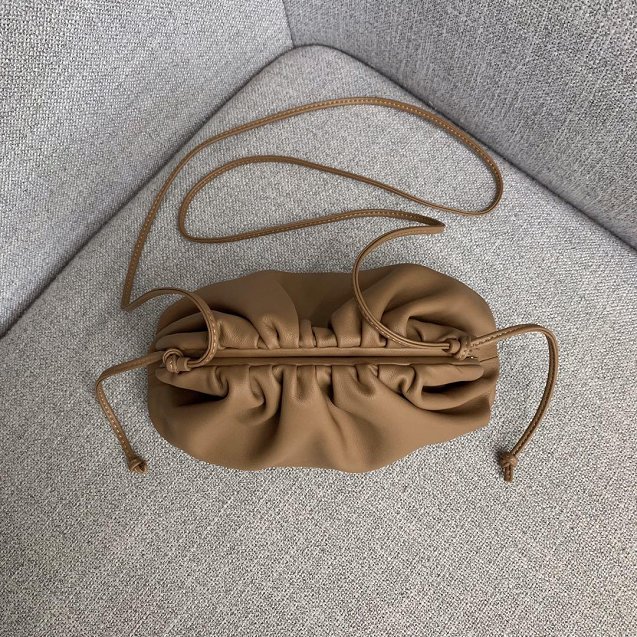 2019 BV original calfskin small 20 pouch 585852 caramel