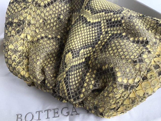 2019 BV original python leather large pouch 576227 yellow