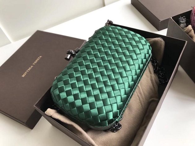 BV original silk chain knot clutch 498478 green