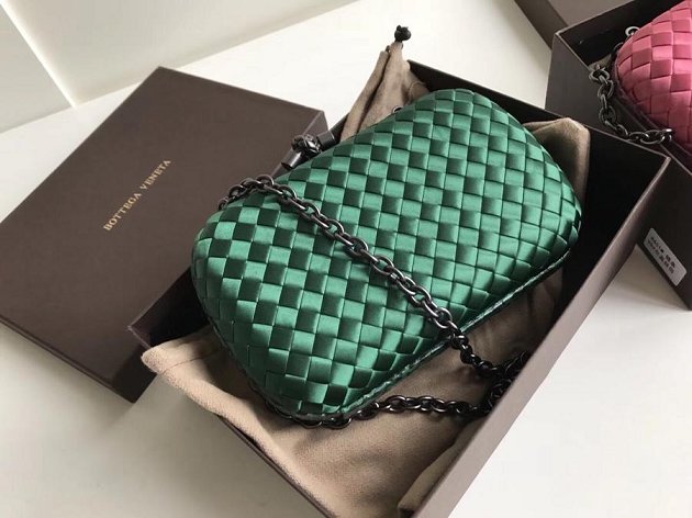 BV original silk chain knot clutch 498478 green