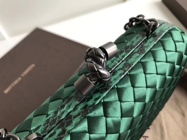 BV original silk chain knot clutch 498478 green