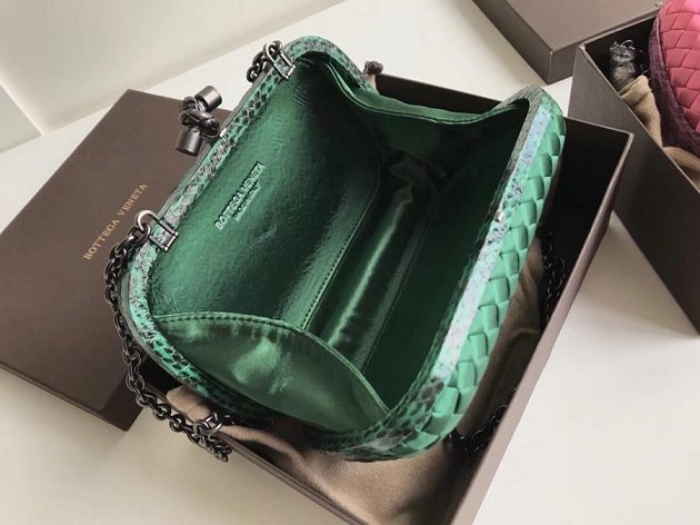 BV original silk chain knot clutch 498478 green