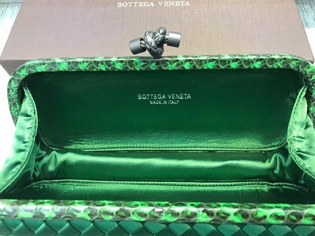 BV original silk large stretch knot clutch 202031 green