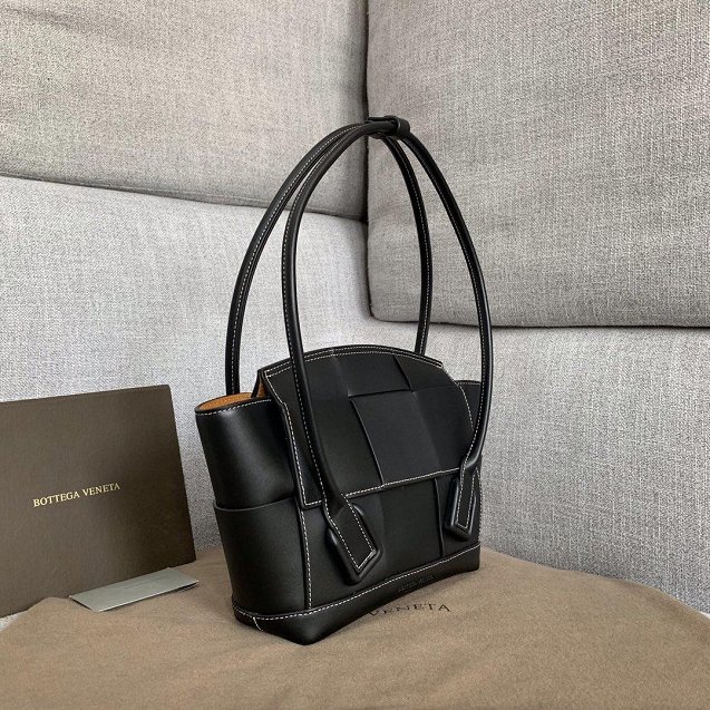 2019 BV original calfskin small arco 33 bag 575943 black