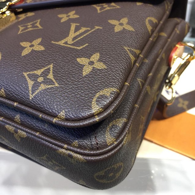 Louis vuitton original handmade monogram canvas pochette metis m40780