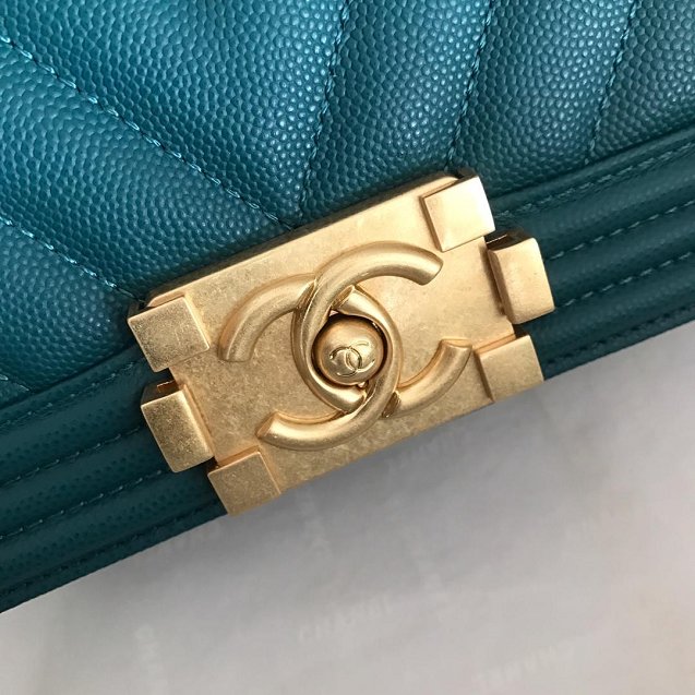 2019 CC original grained calfskin boy handbag A67085-2 turquoise