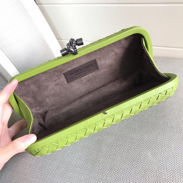 BV original lambskin large stretch knot clutch 202031 light green