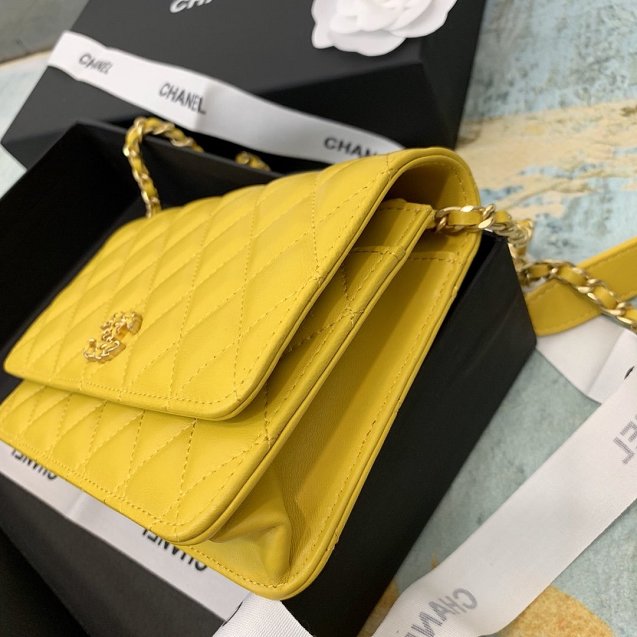 2020 CC original lambskin wallet on chain AP0724 yellow