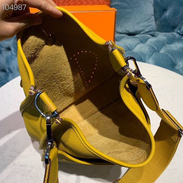 Hermes original togo leather evelyne pm shoulder bag E28 yellow