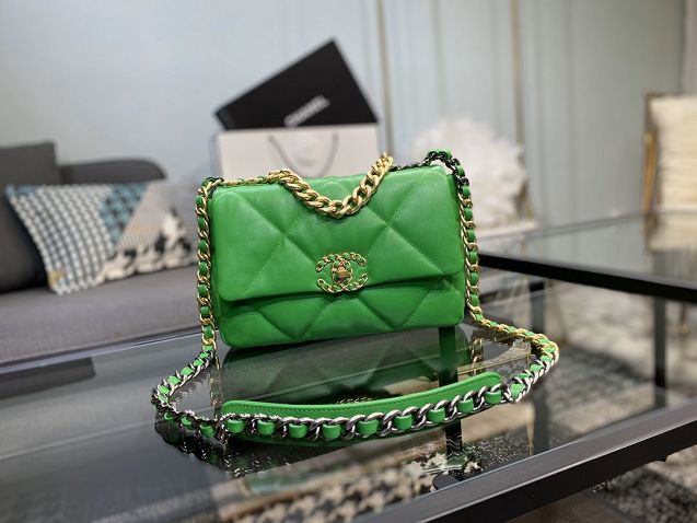 2020 CC original lambskin 19 flap bag AS1160 green