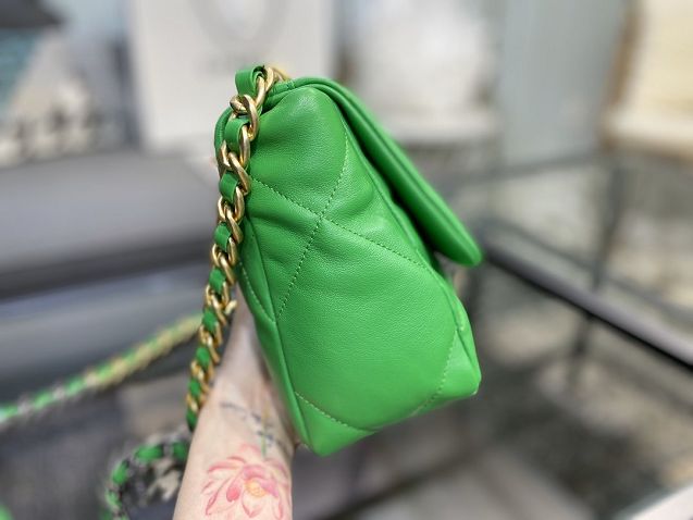 2020 CC original lambskin 19 flap bag AS1160 green