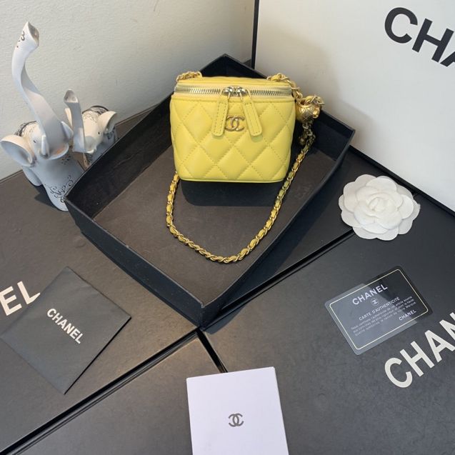 2020 CC original lambskin small box with chain AP1447 yellow