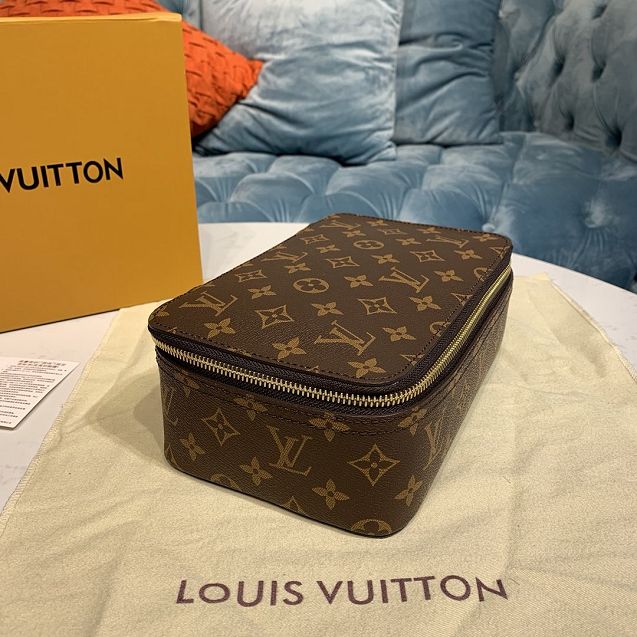 Louis vuitton original monogram canvas packing cube mm M43689