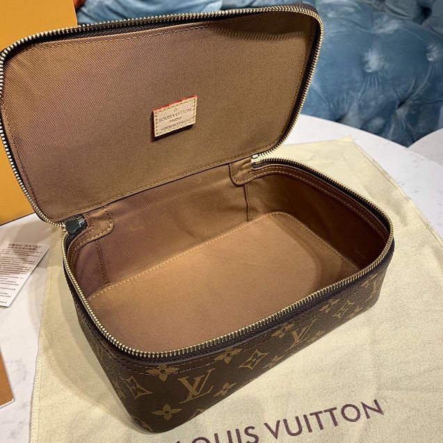 Louis vuitton original monogram canvas packing cube mm M43689