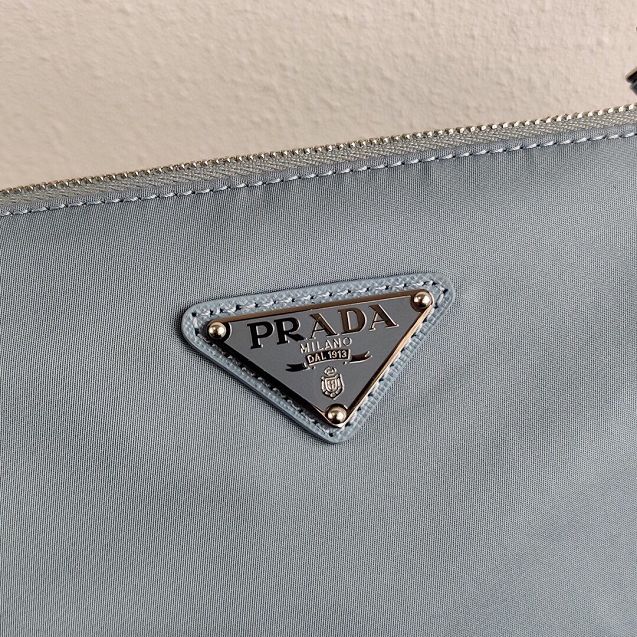 Prada nylon re-edition 2000 shoulder bag 1BH046 light blue