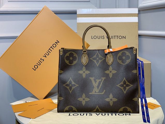 Louis vuitton original handmade monogram giant canvas onthego tote bag M44576