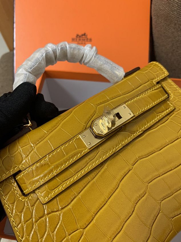 Hermes original crocodile veins calfskin mini kelly 19 bag K0019