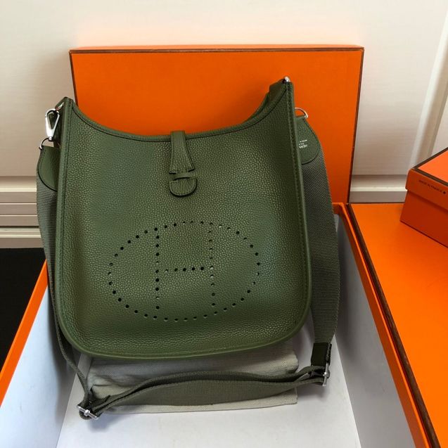 Hermes original togo leather evelyne pm shoulder bag E28 olive green