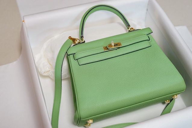 Hermes original togo leather kelly 25 bag K25 vert criquet