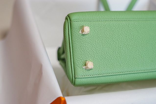 Hermes original togo leather kelly 25 bag K25 vert criquet