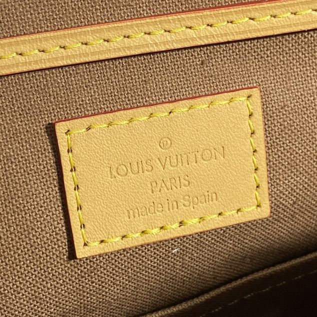 Louis vuitton original monogram montsouris BB backpack M45502 apricot