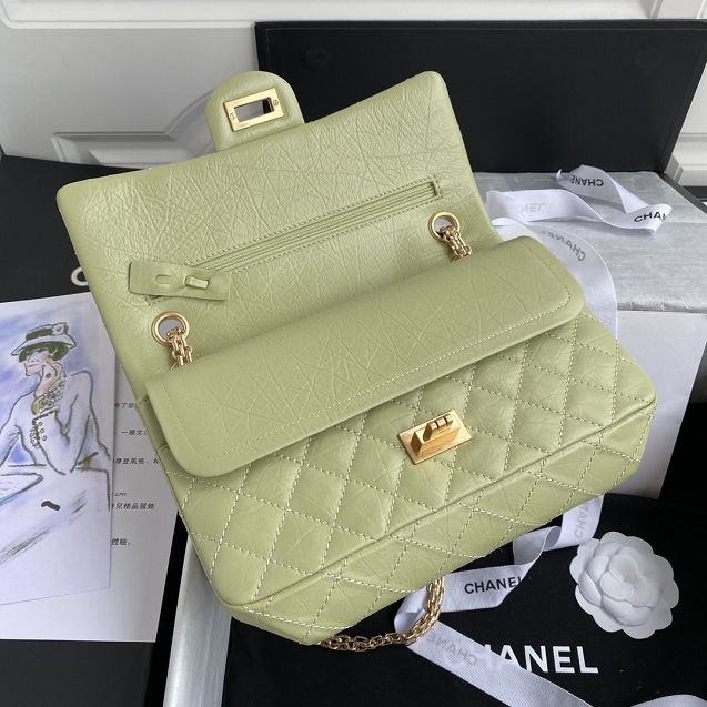 CC original aged calfskin 2.55 flap handbag A37586 light green