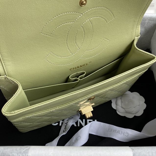 CC original aged calfskin 2.55 flap handbag A37586 light green