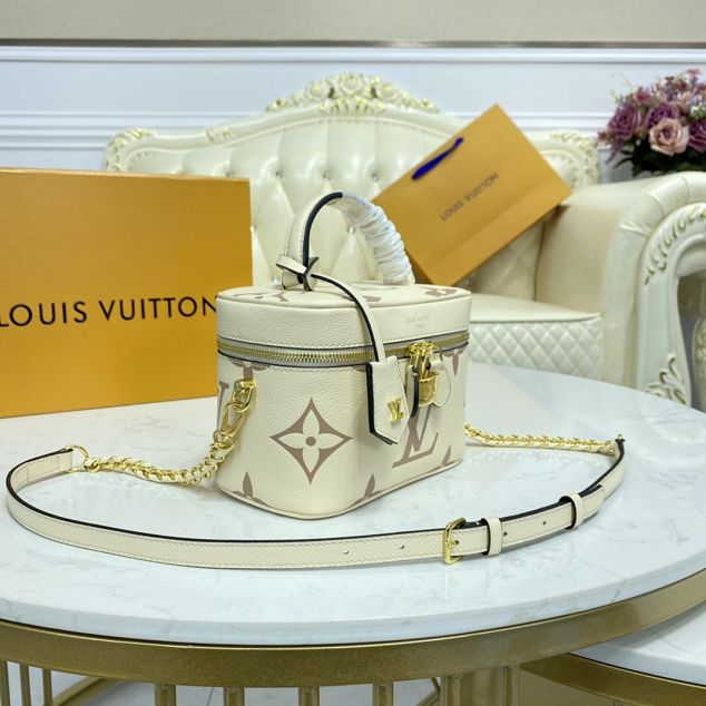 2021 Louis vuitton original calfskin vanity pm handbag M45599 white