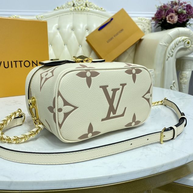 2021 Louis vuitton original calfskin vanity pm handbag M45599 white