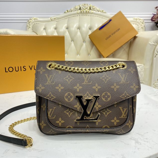 2021 Louis vuitton original monogram canvas passy handbag M45592