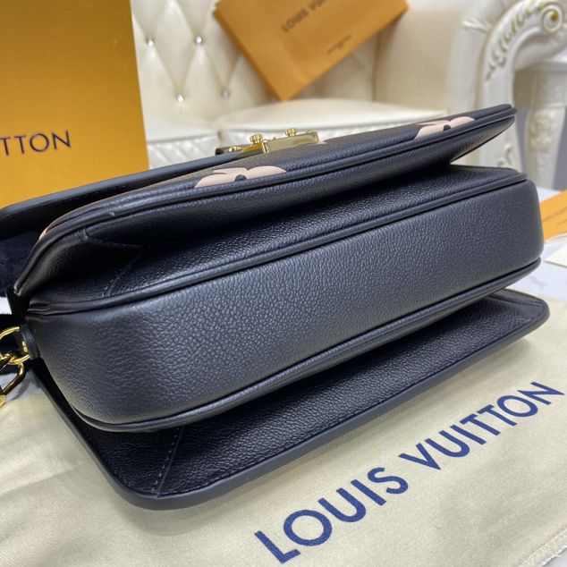 Louis vuitton original calfskin pochette metis M45773 black