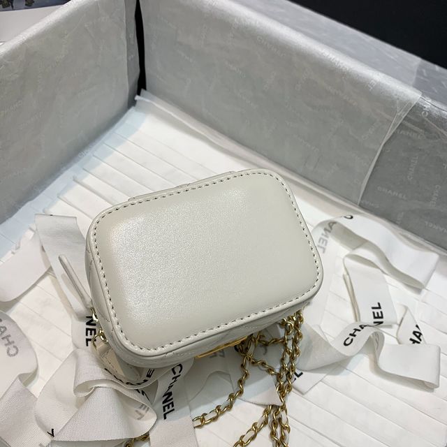 CC original calfskin small vanity with chain AP2292 white