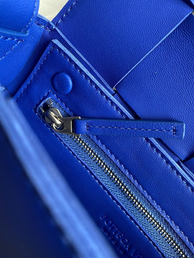 BV original lambskin cassette crossbody bag 578004 cobalt