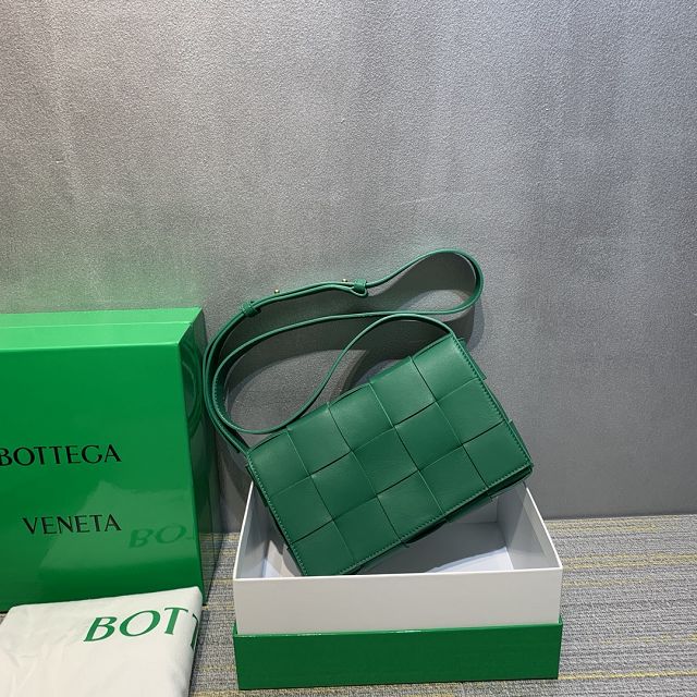 BV original lambskin cassette crossbody bag 578004 racing green