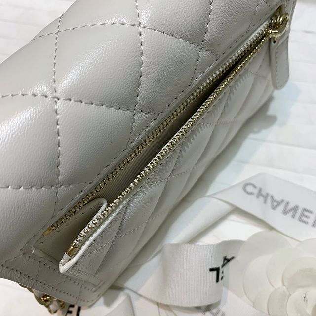 CC original lambskin mini wallet on chain AP2160 white