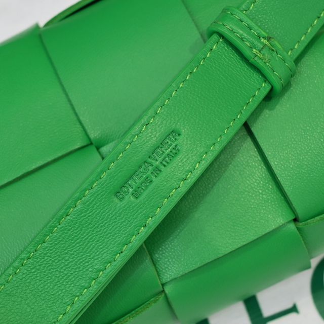 BV original lambskin cassette belt bag 639367 green